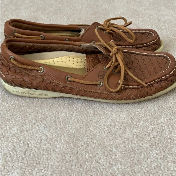 Women’s Woven Sperry Shoes - Picture 3 of 5